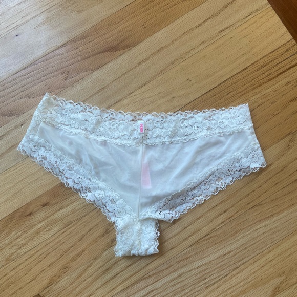 PINK Victoria's Secret Intimates & Sleepwear Vintage Victorias